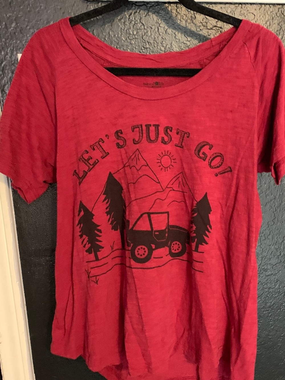 Natural life red tee sz XXL
